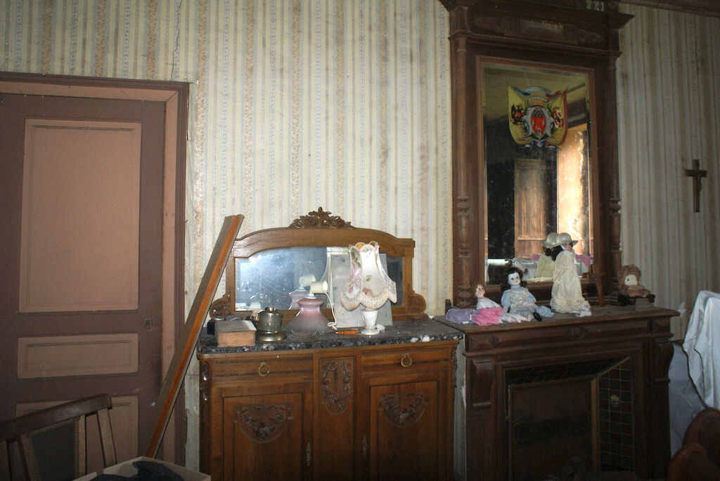 Image description