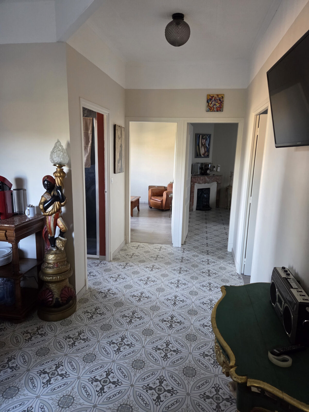 Image description