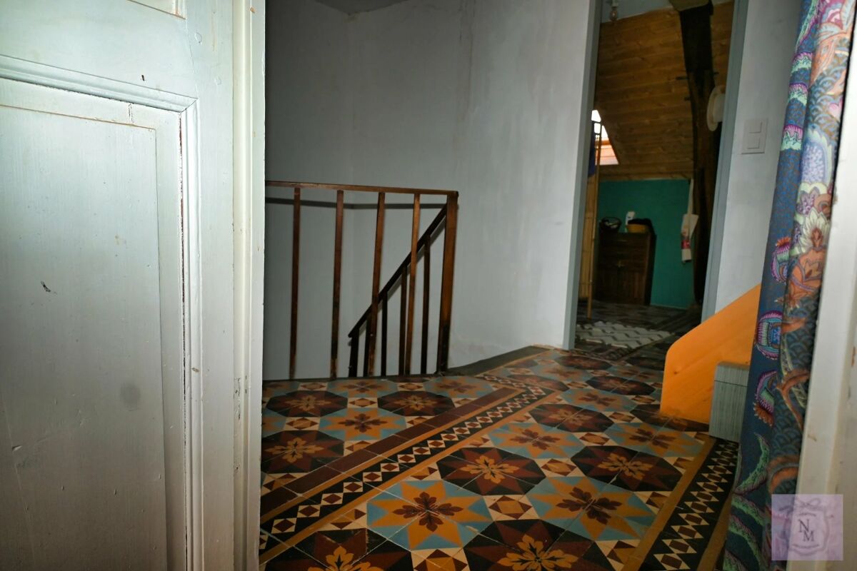 Image description