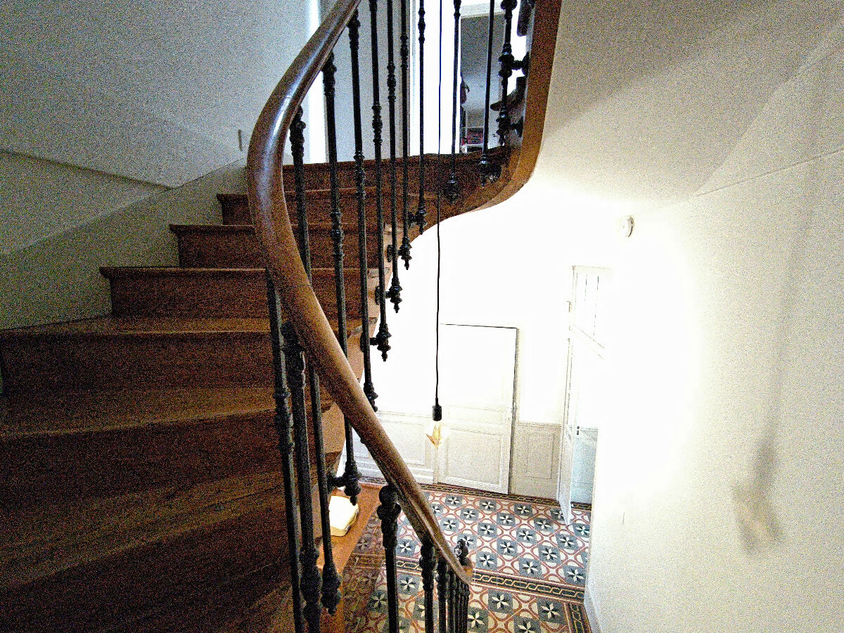 Image description
