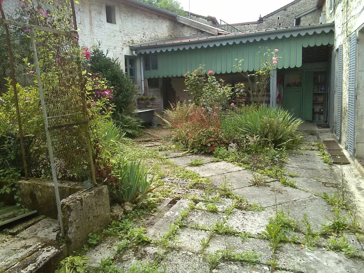 Image description